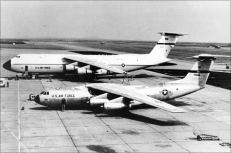Poster Many Sizes Usaf Lockheed C 141b Starlifter C 5a Galaxy 1972