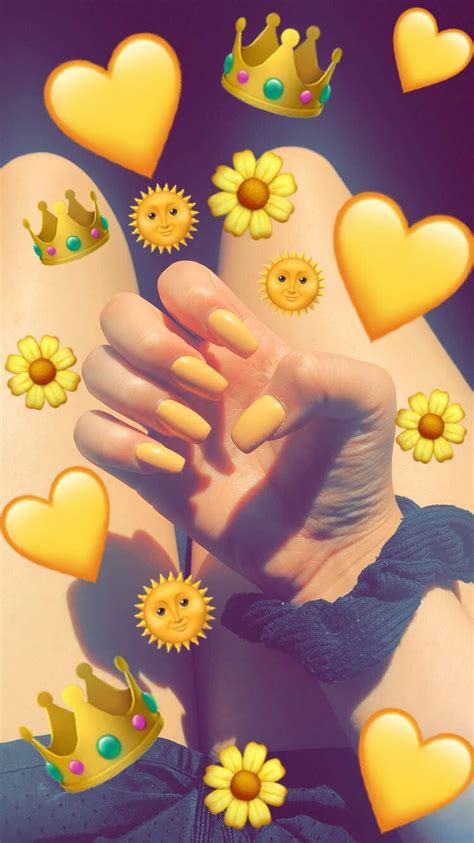 P I N T E R E S T Annaxlovee Yellow Nail Art Yellow Nails Emoji