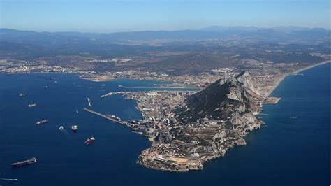 Risas Llamadas A La Calma Y Amenazas Por Qué Gibraltar Desató Una