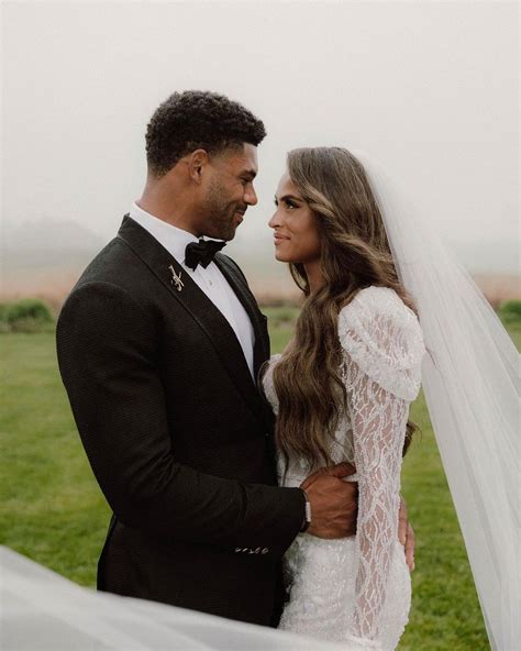 Photos Sydney Mclaughlin Finally Reveals Dreamy Pictures From Her Wedding With Nfl Star Andre