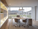 Diseño de oficinas en madera y blanco | Sube interiorismo