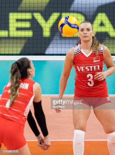 Hande Baladin Cansu Ozbay During The Fivb Volleyball Women S World News Photo Getty Images