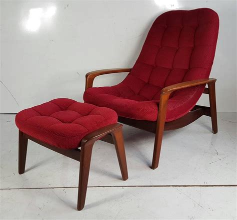 The teak lounge chair was never just fancy trendy furniture as many people would think, and in this article, we'll explain why investing in one or more of these is always a smart decision. Teak Lounge Chair by and Ottoman R. Huber, Mid-Century ...