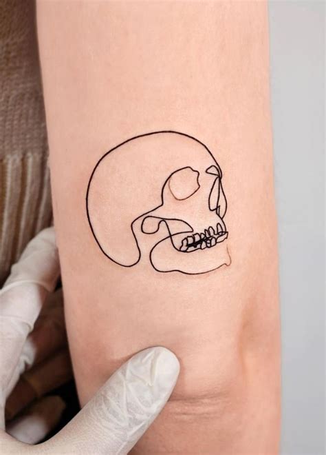 60 Of The Best Single Line Tattoos Swiftydragon