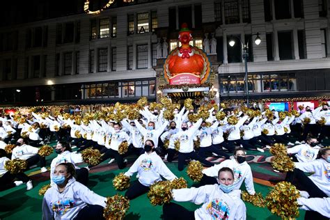 thanksgiving day parade 2021 what time to watch and who has the best lineup the washington post