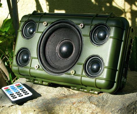 Diy Tough Bluetooth Boombox Lasts 20hrs Outdoor Bluetooth Speakers