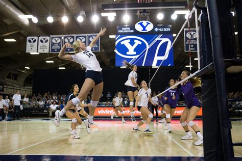 No 7 Byu Womens Volleyball Blocks Portland In Sweep The Daily Universe
