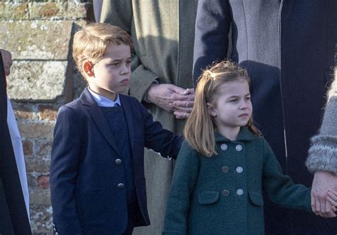 Кэ́трин, герцоги́ня ке́мбриджская (в девичестве кэ́трин эли́забет миддлтон; Kate Middleton : George et Charlotte sur le devant de la ...