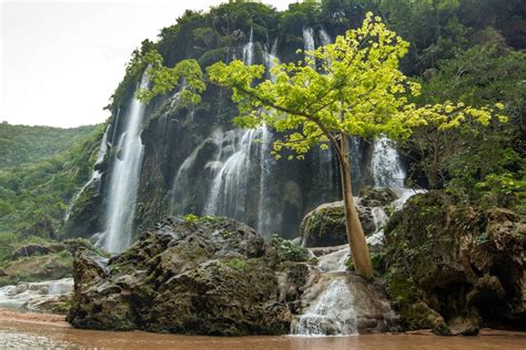 The 25 Most Beautiful Waterfalls In North America Huffpost