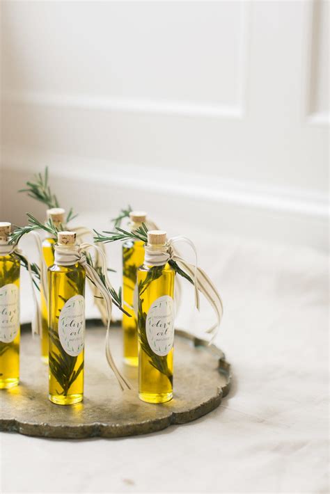 Olive Oil Favors with Avery | Olive oil wedding favors, Olive oil favors, Diy wedding favors
