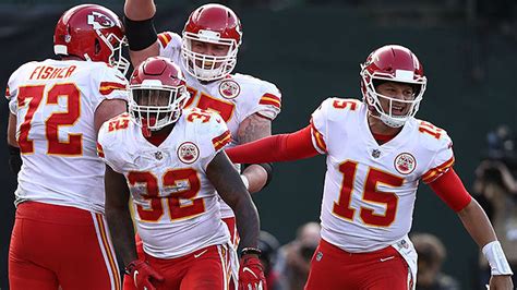 4th And 1 Chiefs Maintain Top Seed In Afc Race