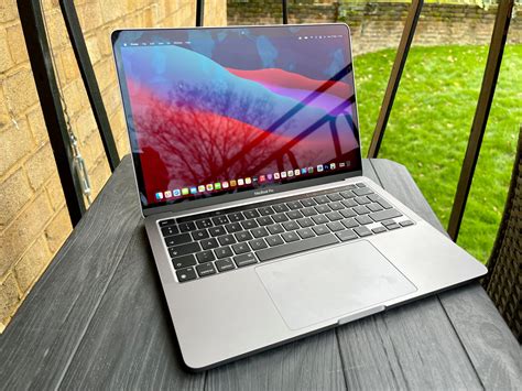 Hp Spectre X360 14 Vs M1 Macbook Pro 13 Which One Is For You