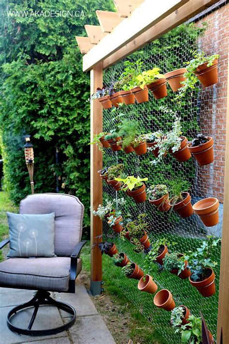 How To Build Your Own Diy Vertical Garden Wall Diy Landscaping