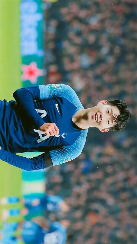 The icon series kicks into full gear this summer with global football's finest: FIFA/fortnite에 있는 Fazekev님의 핀 | 축구 선수, 축구, 스포츠
