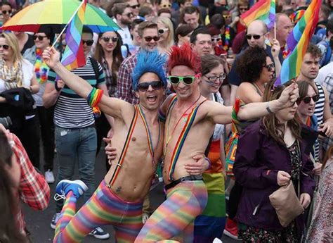 lo que tienes que saber sobre la marcha del orgullo gay 2017 coolture coolture