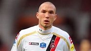 Classify French footballer Didier Digard