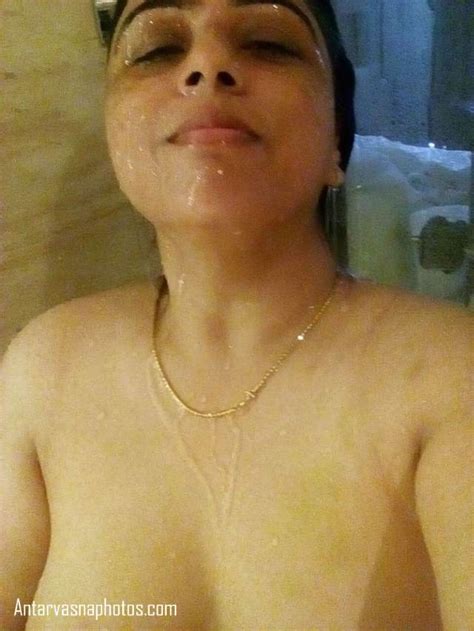 Mohini Bhabhi Ki Nude Boobs Aur Gaand Ki Photos Antarvasna Photos
