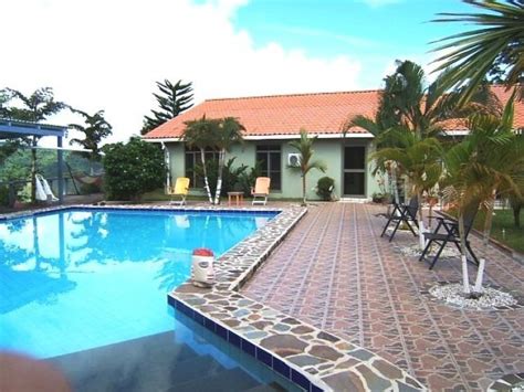 Alquiler de apartamentos baratos en cadiz playa, sierra o costa para vacaciones, verano o semana santa. Playa Hermosa - Jaco CAV1555
