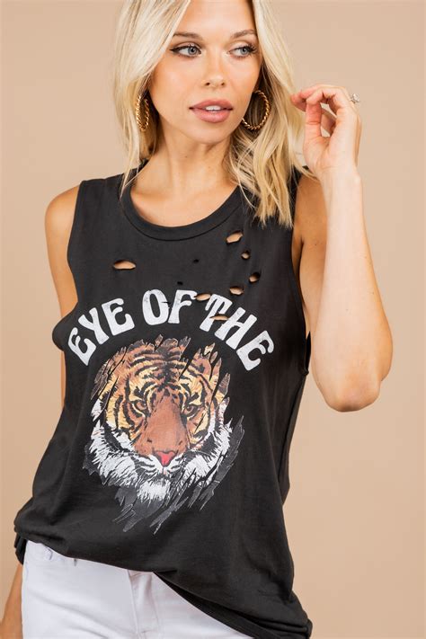 We Love The Edginess Of This Graphic Tank It S Going To Be So Much Fun