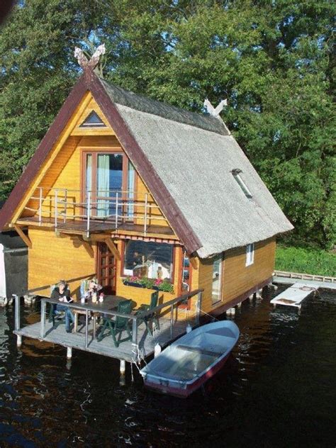 Bootshaus Am Mirower See Bade Und Angelurlaub In 2023 Ferienhaus Am See Deutschland Ostsee