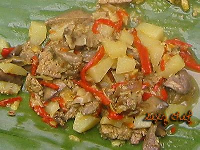 Sambal goreng kentang ati adalah hidangan yang biasa disajikan bersama dengan ketupat dan opor ayam. Resep Sambal Goreng Kentang ati Ampela