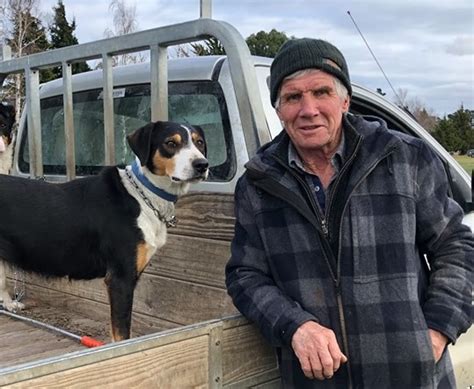 Harris roach killer, harris, 1 gal capacity, composition: New Zealand heading dog tops PGG Wrightson sale at $NZ10 ...