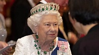 La Reina Isabel II, confinada en Windsor, celebra sus 69 años en el ...