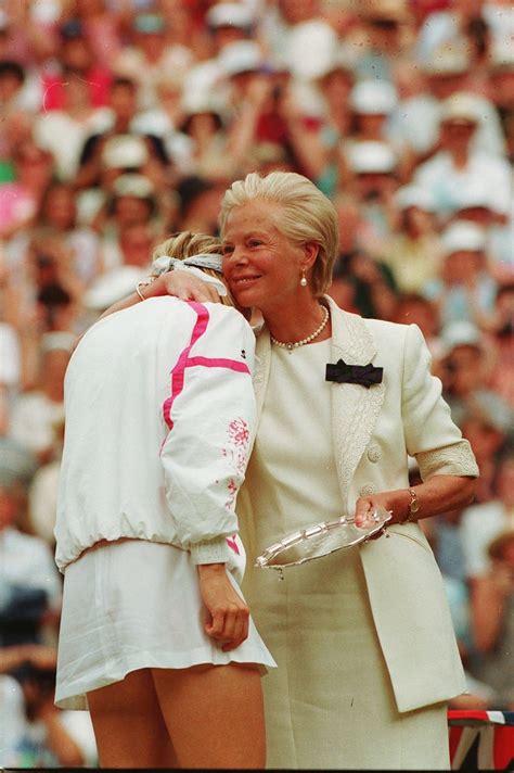 Jana Novotna Czech Winner Of Wimbledon Dies At 49 The New York Times