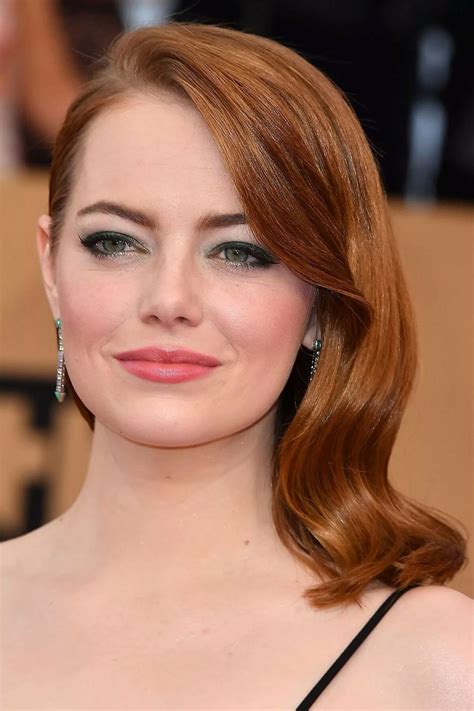 15 Best Beauty Looks From The Sag Awards 2017 Hair And Makeup Emma Stone