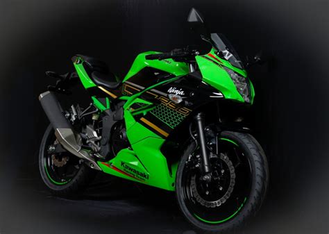 Warna Baru Kawasaki Ninja 250 Sl 2020 Harga Naik Spesifikasi Tetap