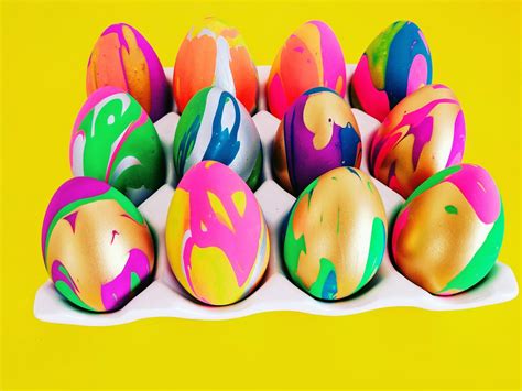 5 Cool Ways To Decorate Easter Eggs With The Kids Crafting A Fun Life