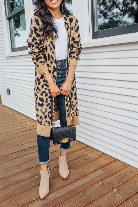 leopard cardigan outfit inspo for fall with high waisted jeans in 2020 leopard cardigan outfit