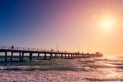 Henley Beach Jetty With People At Sunset Fotografie Stock E Altre