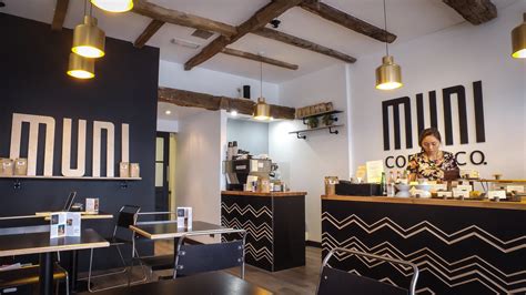 Muni Cafe Interior Design Coffee Shop Design Cafe Design