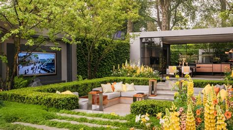 Outdoor Tv Ideas 10 Ways To Include A Screen In Your Yard