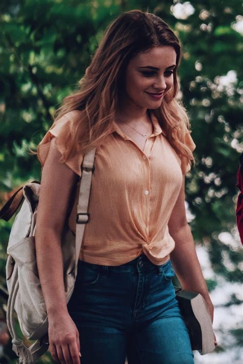 Josephine Langford In After Set Aftermovie Movie In 2020 Movies