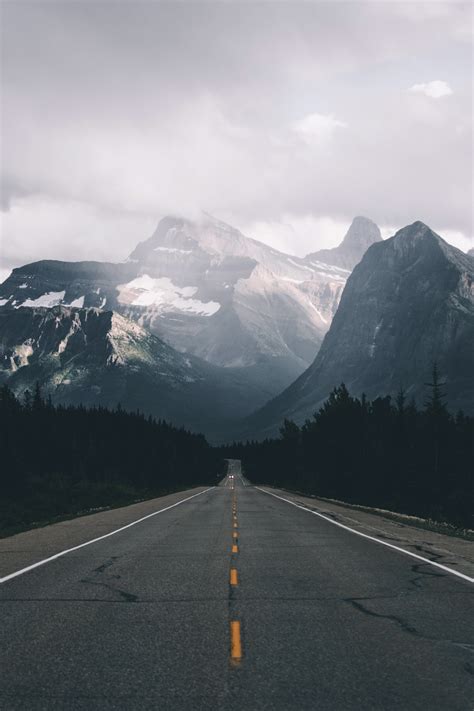 Gaze beyond your window into the vast wonders around the globe. Just A Car Guy: yearning for the open road (go full screen)