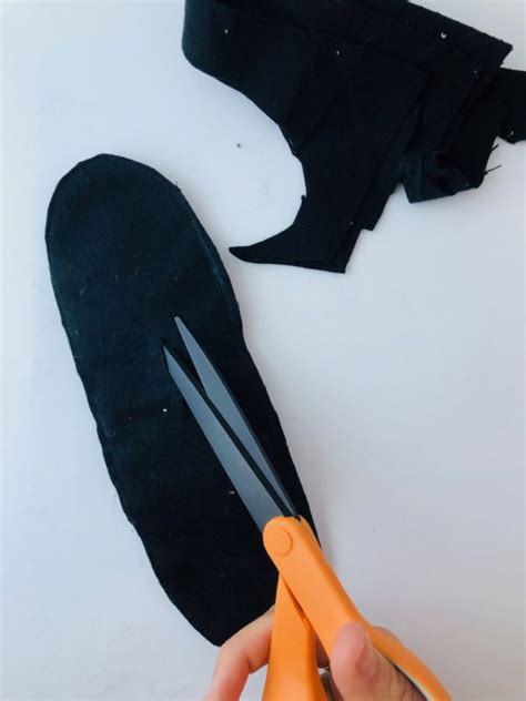 Simply put, yes—but the extent to which they're as we mentioned earlier, reusable pads are available in different levels of absorbency, just like their. How to Make Reusable Menstrual Pads | Reusable menstrual ...