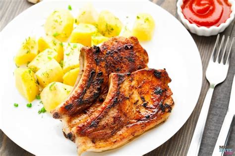If that's not the perfect weeknight dinner pork chops are really simple to make in the instant pot. Instant Pot BBQ Pork Chops Recipe - Must Have Mom