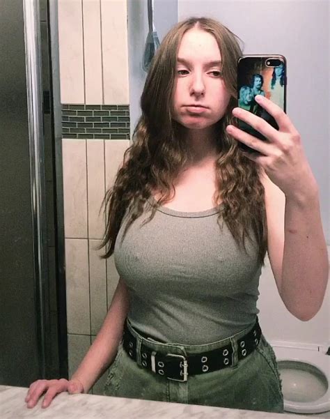 Clothed Big Tit Selfie Scrolller