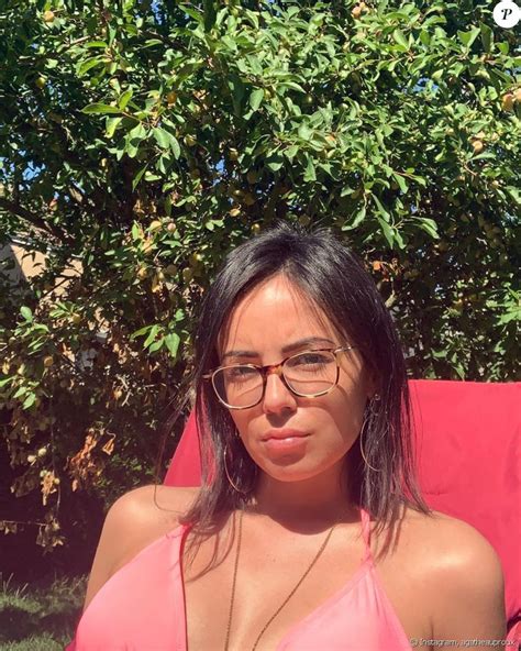 Agathe Auproux En Maillot De Bain Sur Instagram Le Septembre