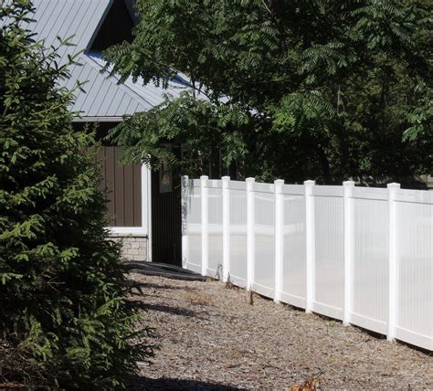 White vinyl privacy fence | Vinyl privacy fence, White vinyl privacy fence, Vinyl fence