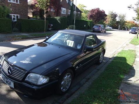 Mercedes benz sl600 v12 r129 coupe sl 600 12 cylinder full review www.1ownercarguy.com here is the full. Mercedes SL SL600 600SL V12 R129 better than SL500