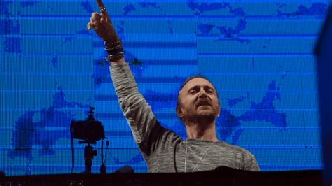 Sia) (aazar remix) 3:43 let's love (david guetta & morten future rave remix) 4:22 let's love (feat. David Guetta & Sia Release 'Let's Love' | Mix 107.5 ...
