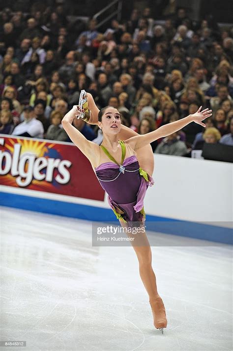 Alissa Czisny In Action During Ladies Free Skate At Quicken Loans
