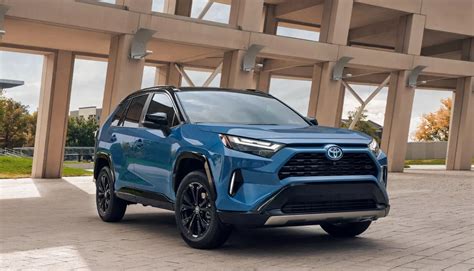 10 Things To Know Before Buying The 2022 Toyota Rav4 Hybrid