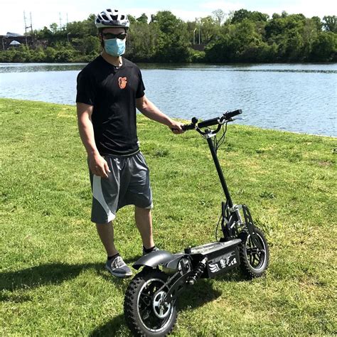 Lunar Rocket 2000 Brushless Lithium Electric Scooter Lunar Scooters