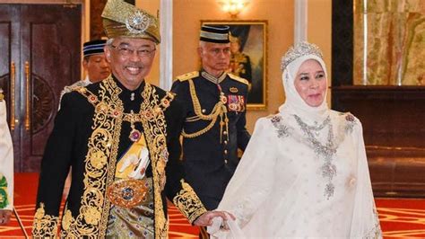 Topic 9 integration and national unity146 9.2.1 what are the approaches taken by the malaysian government? Malaysia's new king calls for racial unity at coronation ...