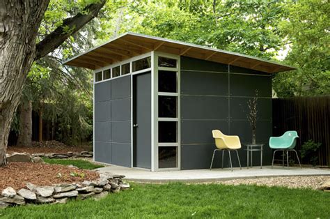 Build a small guest house backyard is something possible if you have completed the regulations in your area. Jetson Green - Modern, Green, Affordable: Studio Shed