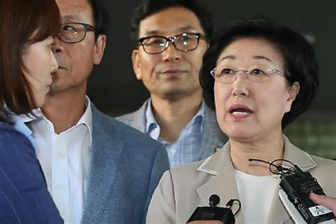 Prime ministers by country, government ministers of south korea, prime ministers of korea, heads of government in asia. South Korea's Han Myeong-sook to serve time in prison for ...